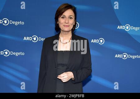 ARD BLUE HOUR EINE MILLION MINUTEN Sandra Maischberger Ankunft zur ARD BLUE HOUR anlässlich der 74. Berlinale im Hotel Telegraphenamt à Berlin, AM 16.02.2024 *** ARD BLUE HOUR EINE MILLION MINUTEN Sandra Maischberger arrive à l'ARD BLUE HOUR à l'occasion de la 74ème Berlinale à l'Hôtel Telegraphenamt à Berlin, le 16 02 2024 Photopress Mueller Banque D'Images