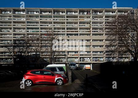 Cables Wynd House, mieux connue sous le nom de Leith Banana Flats à Leith Edinburgh, construite entre 1962 et 1965. Banque D'Images