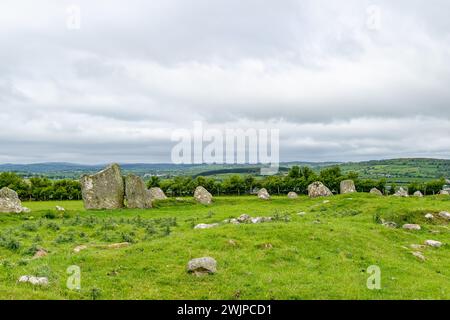 Cercle de pierre de Beltany, un site rituel impressionnant de l'âge du bronze situé au sud de la ville de Raphoe, comté de Donegal, Irlande. Datant de circa 2100-700 av. J.-C. Banque D'Images