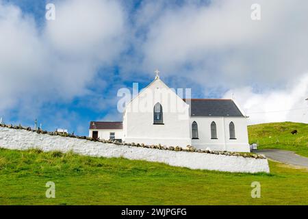 Prog Mary's Parish Church, située à Lagg, la deuxième église catholique la plus septentrionale et l'une des plus anciennes églises catholiques encore en usage en Irlande Banque D'Images