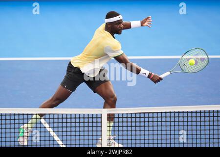 Delray Beach, Floride, États-Unis. 16 février 2024. 16 février - Delray Beach, FL : Francis Tiafoe (USA) en action ici, bat Flavio Cobolli (ITA) lors du match de deuxième tour de l'Open de Delray Beach 2024 au Delray Beach Tennis Center. (Crédit image : © Andrew patron/ZUMA Press Wire) USAGE ÉDITORIAL SEULEMENT! Non destiné à UN USAGE commercial ! Crédit : ZUMA Press, Inc/Alamy Live News Banque D'Images