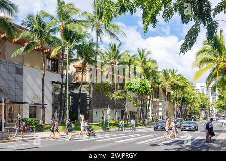 Kalakaua Avenue, Waikiki, Honolulu, Oahu, Hawaï, États-Unis d'Amérique Banque D'Images