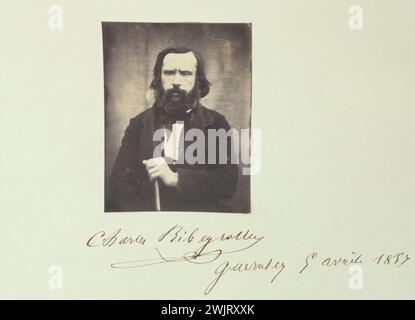 Allix album, 1855-1860. Folio 40. Charles Ribeyrolles (1812-1860), écrivain et journaliste français. Guernesey, le 5 avril 1857. Photographie d'Auguste Vacquerie (1819-1895), vers 1853-1855. Paris, maison de Victor Hugo. 25500-1 album souvenir, autographe, écrivain, Exile Ile Jersey, Exiler, folio 40, journaliste français, propagandiste républicain, signature Banque D'Images