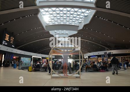 Intérieur de l'aéroport Leonardo da Vinci–Fiumicino rome capitale de l'italie UE Banque D'Images