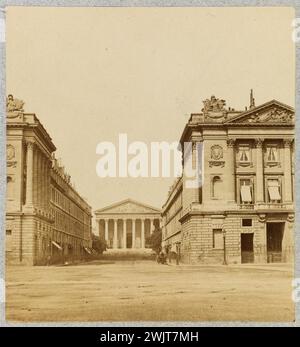 Église de la Madeleine vue de la place de la Concorde. Paris (I et VIIIème arr.). Photographie anonyme. Tirage de papier albumine. Paris, musée Carnavalet. Paris, musée Carnavalet. 144166-3 IER IE I 1ER 1E 1 ARRONDISSEMENT Banque D'Images