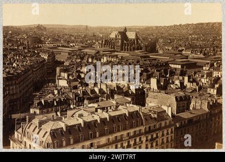 Vue sur les toits vers l'église Saint-Eustache. Paris (1 arr.). Photographie anonyme. Tirage de papier albumine. Paris, musée Carnavalet. Paris, musée Carnavalet. 144170-27 IER IE I 1ER 1E 1 ARRONDISSEMENT Banque D'Images