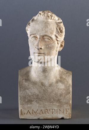 Jean-Pierre Dantan (1800-1869) dit Dantan le jeune. Portrait sérieux d'Alphonse-Marie-Louis Prat de Lamartine (1790-1869), poète et homme politique. Plâtre blanc. 1836. Paris, musée Carnavalet. 53355-12 écrivain, français, homme politique, plâtre blanc, poète, portrait sérieux Banque D'Images