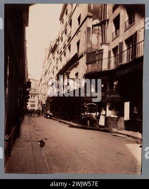 Atget, Eugène (Jean Eugène Auguste Atget, dit) (n.1857-02-12-D.1927-08-04), rue Sauval, 1904 (titre inscrit (lettre)), 1903. Dessiner sur papier albumine. Musée Carnavalet, histoire de Paris. Paris, atget Banque D'Images