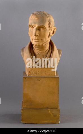 Jean-Pierre Dantan (1800-1869) dit Dantan le jeune. Portrait-monsieur de l'auteur dramatique Augustin-Eugène Scribe (1791-1861). Plâtre patiné en terre cuite, 1834. Paris, musée Carnavalet. 51842-3 auteur dramatique français, écrivain, patine à motifs, portrait enterré, terre cuite Banque D'Images