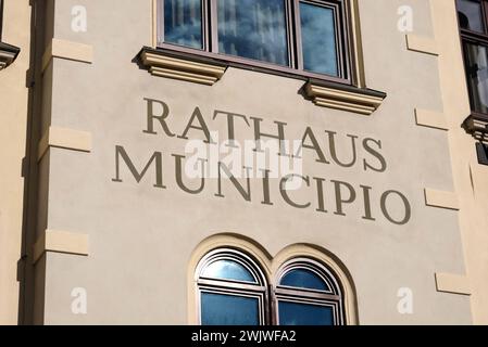 Rathaus I-Brixen, 02.02.2024 : Rathaus / Municipio am Domplatz Brixen Domplatz Südtirol Italien *** Town Hall I Brixen, 02 02 2024 Town Hall Municipio am Domplatz Brixen Domplatz Tyrol du Sud Italie Banque D'Images