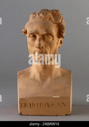 Jean-Pierre Dantan (1800-1869), dit Dantan le jeune. Portrait sérieux de l'auteur dramatique Théophile Marion, dit Dumersan (1780-1849). Plâtre patiné en terre cuite. 1841. Paris, musée Carnavalet. Auteur dramatique, buste, patine à motif, portrait d'homme, terre cuite Banque D'Images