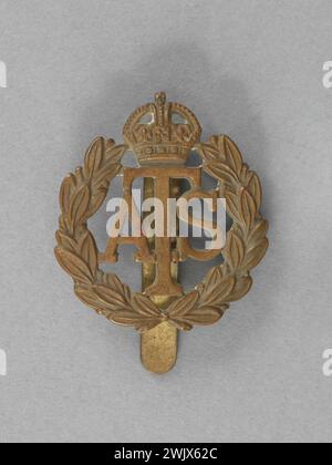 Badge de casquette de service territorial auxiliaire - badge de coiffure de la branche féminine de l'armée britannique (titre attribué), 1938. Métal. Musée de la libération de Paris - Musée général Leclerc - Musée Jean Moulin. Banque D'Images