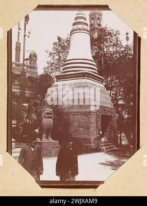 Anonyme. Album de l'exposition universelle de 1900. Le pnom. 1900. Musée des Beaux-Arts de la ville de Paris, petit Palais. Année 1900, belle Epoque, exposition universelle 1900 Banque D'Images