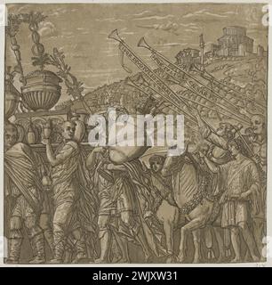 Andrea Andreani (actif à Mantoue vers 1540-1623). « Le triomphe de Jules César », selon Mantegna : des hommes portant des vases sur une civière accompagnés d'un autre homme qui porte un vase dans ses bras, suivis de bœufs destinés à un sacrifice et de plusieurs musiciens (Bartsch, volume XII, section 6, n°11). Couleur en couleur. 1599. Musée des Beaux-Arts de la ville de Paris, petit Palais. 112278-19 16e 16e XVI 16e 16e Centre, gravure Banque D'Images