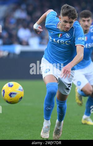 Naples, Italie, 17 février 2024 Jesper Lindstrom de la SSC Napoli en action lors du match de Serie A opposant SSC Napoli vs Gênes CFC Credit:Agostino Gemito/ Alamy Live News Banque D'Images