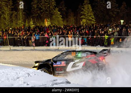 Kalle Rovanperä de Finlande avec sa co-pilote Jonne Halttunen concourent dans leur Toyota GR Yaris Rally1 Hybrid, RC1 Rally1 lors de la 15ème étape du Rallye Suède, deuxième manche du Championnat du monde FIA des Rallyes, à Umea, Suède, le 17 février 2024.Foto : PEO Möller / LocalEyes / TT kod 11549 Banque D'Images