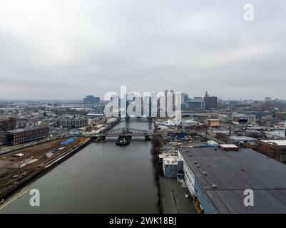 Aérien de Newark, NJ et NX Pont au-dessus de la rivière Passaic. Banque D'Images