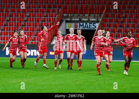 Liège, Belgique. 17 février 2024. Shari Van belle (26) de Standard scores 3-0 et Standard peuvent célébrer lors d'un match de football féminin entre Standard Femina de Liege et Oud-Heverlee Leuven dames le 17ème jour de la saison 2023 - 2024 dans la Ligue belge Lotto Womens Super League, le samedi 17 février 2024 à Liège, BELGIQUE . Crédit : Sportpix/Alamy Live News Banque D'Images