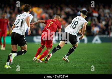 Jesus Vazquez de Valencia CF, Jose Luis Garcia Vaya Pepelu de Valencia CF, Suso de Sevilla FC en action lors de la Liga EA Sport saison régulière Rou Banque D'Images