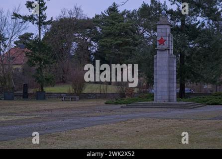 Oranienburg, Allemagne - 31 janvier 2024 : ce cimetière de guerre de l'Armée rouge contient les tombes de 500 soldats soviétiques qui ont été tués en 1945 pendant le second monde Banque D'Images