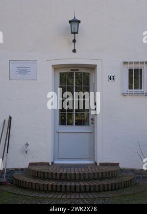 Berlin, Allemagne - 1er février 2024 : C'était la maison des parents de Dietrich Bonhoeffer et des frères Klaus. Il a été arrêté ici par la Gestapo pendant le monde Banque D'Images