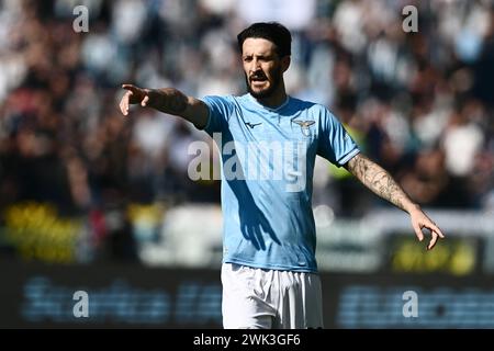 Rome, Italie. 18 février 2024. Luis Alberto du SS Lazio fait des gestes lors du match de Serie A entre le SS Lazio et le Bologna FC au Stadio Olimpico Rome Italie le 18 février 2024. Crédit : Nicola Ianuale/Alamy Live News Banque D'Images