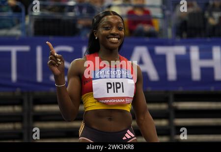 AMA Pipi après avoir remporté la finale du 200 m féminin lors de la deuxième journée des Championnats britanniques d'athlétisme en salle Microplus 2024 à l'Utilita Arena, Birmingham. Date de la photo : dimanche 18 février 2024. Banque D'Images