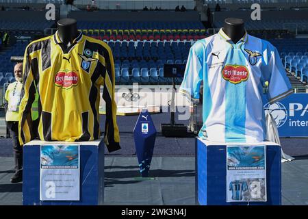 Rome, Italie. 18 février 2024. Sinisa Mihajlovic maillots lors de la 25ème journée du Championnat de Serie A entre S.S. Lazio vs Bologna F.C. 1909, le 18 février 2024 au stade olympique de Rome. Crédit : Agence photo indépendante/Alamy Live News Banque D'Images