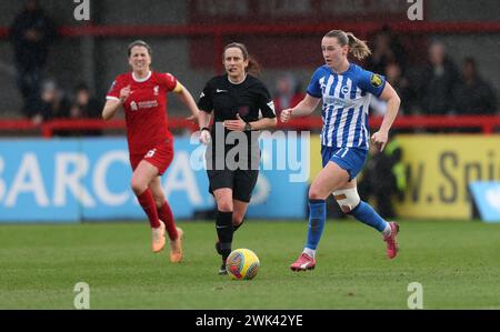 Crawley, Royaume-Uni. 18 février 2024. Pendant le match de Super League féminine de Barclays entre Brighton & Hove Albion et Liverpool au Broadfield Stadium de Crawley. Crédit : James Boardman/Alamy Live News Banque D'Images