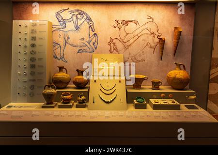 Intérieur du Musée archéologique de Pylos dans la région de Niokastro, Château de Pylos. Les expositions remontent à une période allant de la période préhistorique Banque D'Images