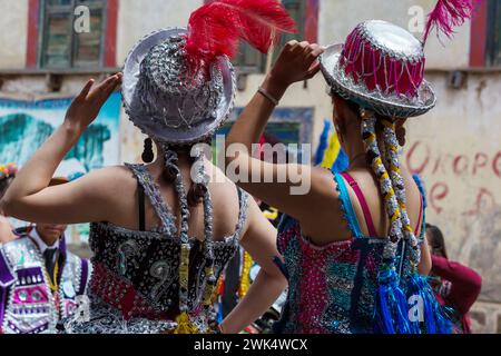 Danseurs en costumes typiques pour le festival de la Vierge de Candelaria à Puno, Pérou. Banque D'Images