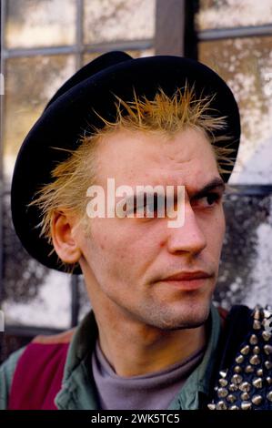 Mode punk 1980s Royaume-Uni. Punks Hairdo style Spiky Hair Kings Road, Chelsea Londres Angleterre 80s. HOMER SYKES Banque D'Images