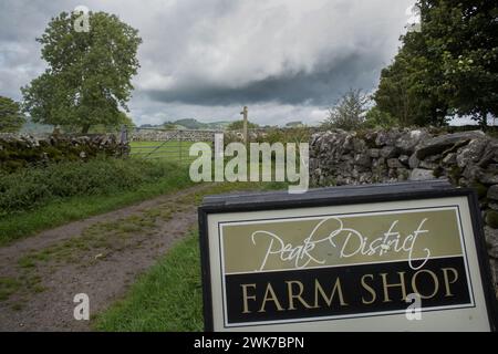 Peak District Farm Shop signe , Peak District , Royaume-Uni Banque D'Images