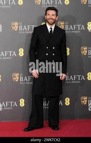 Royal Festival Hall, Londres, Royaume-Uni. 18 février 2024. Bradley Cooper photographié lors des 2024 EE BAFTA film Awards Red Carpet Arrivals. Photo de Julie Edwards./Alamy Live News Banque D'Images