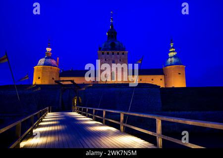 Vue nocturne du château de Kalmar, Suède Banque D'Images