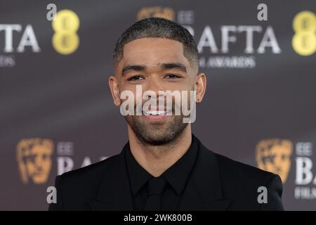 Londres, Royaume-Uni. 18 février 2024. LONDRES, ROYAUME-UNI - 18 FÉVRIER 2024 : Kingsley Ben-Adir assiste à la cérémonie des EE BAFTA film Awards au Royal Festival Hall de Londres, Royaume-Uni, le 18 février 2024. (Photo de Wiktor Szymanowicz/NurPhoto) crédit : NurPhoto SRL/Alamy Live News Banque D'Images