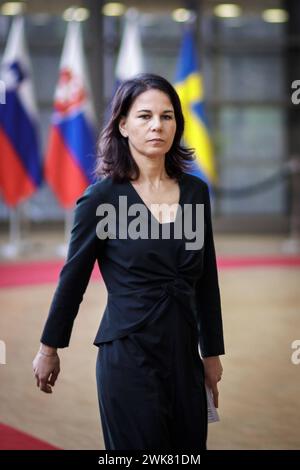 Annalena Baerbock, Bundesaussenministerin, reist zum RfAB nach Bruessel. Hier aufgenommen waehrend eines doorsteps vor Beginn einer Arbeitssitzung der eu-Aussenministerinnen und Aussenminister. Bruessel, 19.02.2024. Fotografiert im Auftrag des Auswaertigen AMTES. Bruessel Belgique *** Annalena Baerbock, ministre fédérale des Affaires étrangères, se rend au RfAB à Bruxelles ici pris à une porte avant le début d'une séance de travail des ministres des Affaires étrangères de l'UE Bruxelles, 19 02 2024 photographié au nom du ministère fédéral des Affaires étrangères Bruxelles Belgique Copyright : xJaninexSchmitzx Banque D'Images