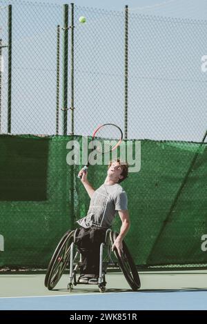 Joueur de tennis paralympique autrichien, Tenerife, Îles Canaries, Espagne Banque D'Images