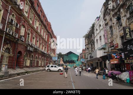 L'emblématique cinéma Elite (136 SN Banerjee Road, New Market Area), un monument cher à Kolkata, est tombé en silence depuis des années et est maintenant prêt pour lui Banque D'Images