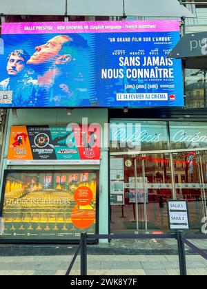 Paris, France, vue rapprochée, Avenue champs-Elysées, façade, cinéma français, affiches de cinéma (sans jamais nous connaitre)(All of US Strangers) Banque D'Images