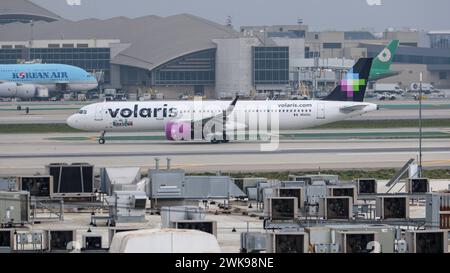 N543VL Volaris Airbus A321-271N AM Aéroport International de Los Angeles LAX / KLAX Los Angeles, Kalifornien, USA, Vereinigte Staaten von Amerika, 17.02.2024 *** N543VL Volaris Airbus A321 271N at Los Angeles International Airport LAX KLAX Los Angeles, Californie, USA, Etats-Unis d'Amérique, 17 02 2024 Banque D'Images