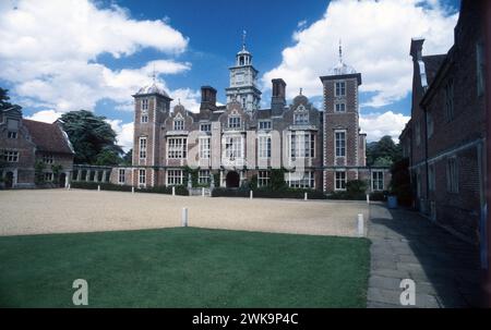 L'allée principale de Blickling Hall est une propriété du National Trust à Norfolk Royaume-Uni Banque D'Images