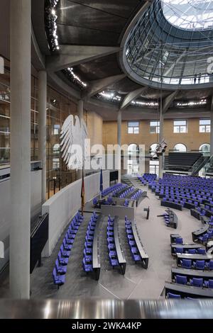 Leerer Plenarsaal im deutschen Bundestag, Berlin, 19.02.2024. Berlin Deutschland *** Chambre plénière vide du Bundestag allemand, Berlin, 19 02 2024 Banque D'Images