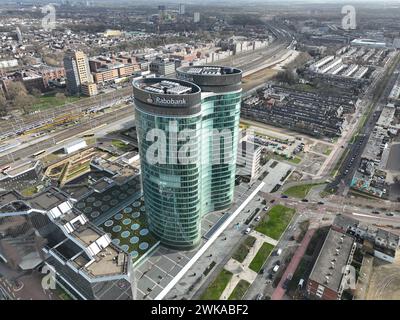 Utrecht, pays-Bas, le 7 février 2024 : immeuble de bureaux Rabobank à Utrecht, Rabobank Bestuurscentrum, ou Rabotoren aussi appelé les jumelles Banque D'Images