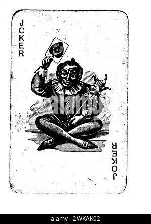 Une carte à jouer joker vintage en noir et blanc isolé sur un fond blanc. Banque D'Images