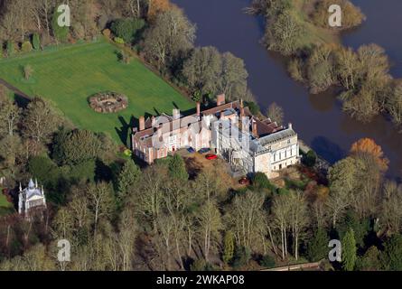 Vue aérienne de la résidence du palais de Bishopthorpe de l'archevêque d'York, Bishopthorpe près de York, North Yorkshire Banque D'Images