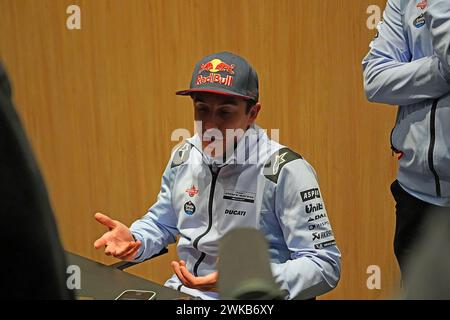 19 février 2024, circuit international de Losail, Doha, essais de MotoGP au Qatar 2024, sur la photo Marc Marquez d'Espagne, Gresini Racing dans une interview. Banque D'Images