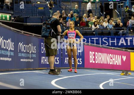 Birmingham, 18 février 2024, 200m Women Heats- lois Garland, Credit : Aaron Badkin/Alamy Live News Banque D'Images