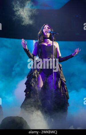 Barcelone, Espagne. 19 février 2024. 19 Febrero, Parc Audiovisuel de Catalunya, Barcelone, Espagne ; Operacion Triunfo 2023 , finale de gala, gagnant Naiara chantant 'me Muero' crédit : Joma/Alamy Live News Banque D'Images