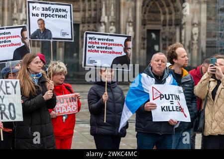 Veillée le 18 février 2024 pour le défunt Alexei Navalny, Roncalliplatz, Cologne, Rhénanie du Nord-Westphalie, Allemagne Banque D'Images